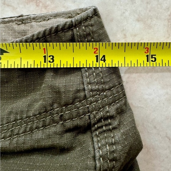 Eddie Bauer Women’s organic cotton cargo Bermuda shorts gorpcore Green Size 2 - Picture 6 of 11